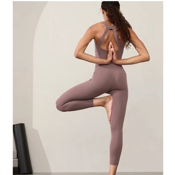 Athleta Transcend Bodysuit 7/8 Smokey Rose Sz MP Athleisure - Picture 11 of 12